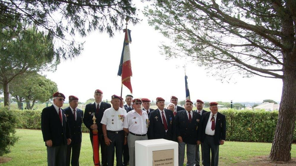 Ancien soldat parachutiste de l'arm�e fran�aise